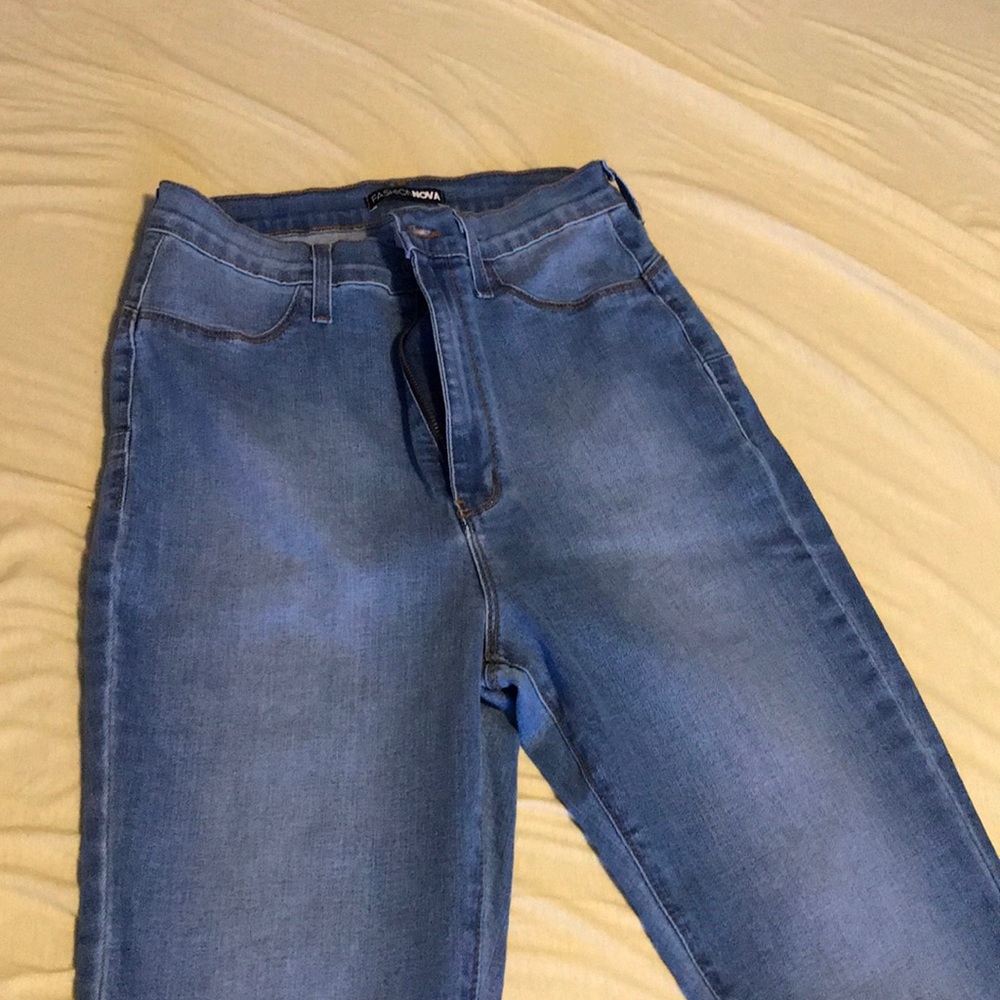 jeans